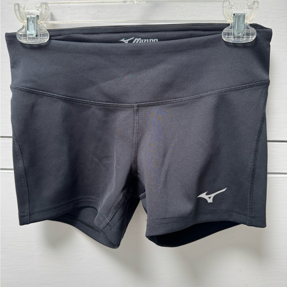 Mizuno black volleyball shorts